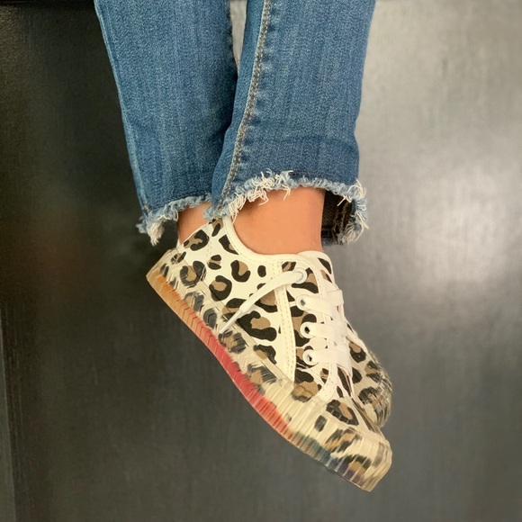 Leopard shoes - Picture 3 of 3